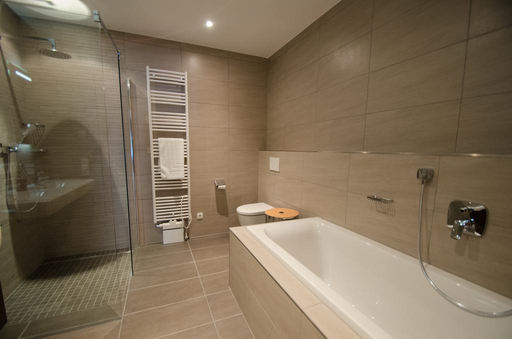 Superb Alpine Lodges By All In One Apartments Zell am See Exterior foto