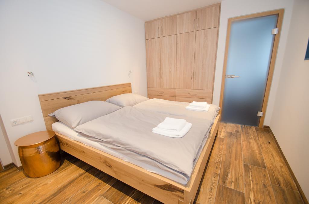 Superb Alpine Lodges By All In One Apartments Zell am See Exterior foto
